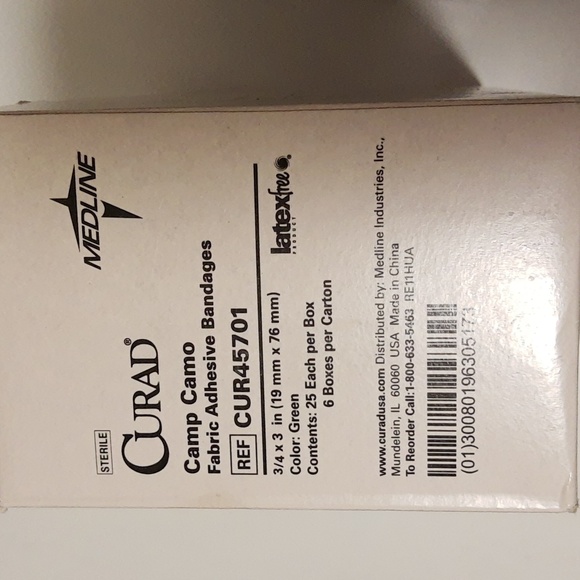 Curad Camp Camo Adhesive Bandages 12 pack (25 Count each) - Picture 10 of 11